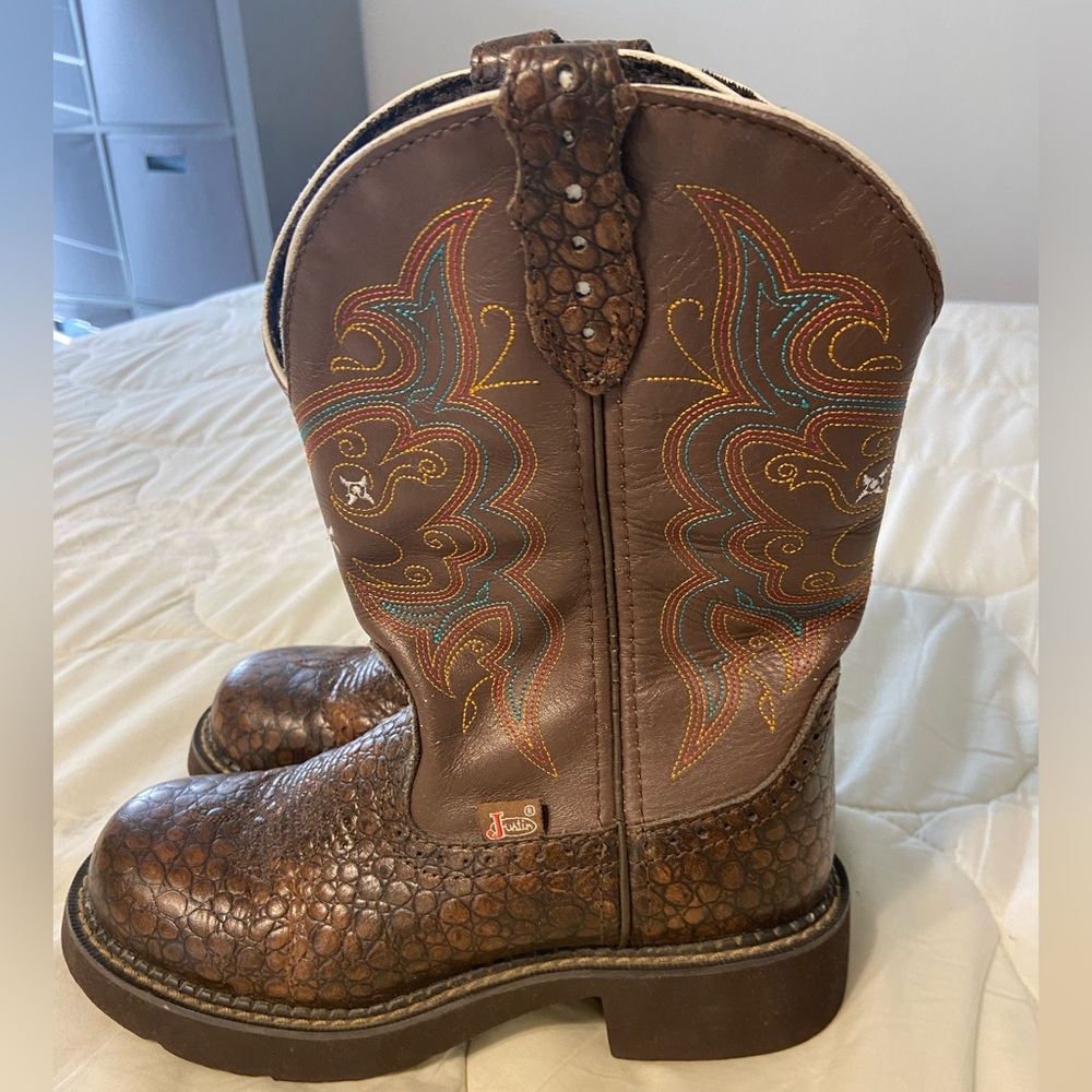 Women’s Justin gypsy size 5